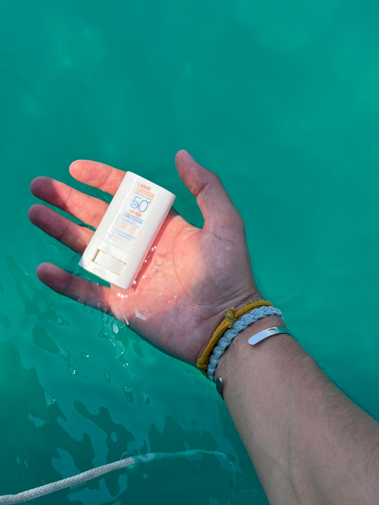 INVISIBLE SUN STICK SPF50+